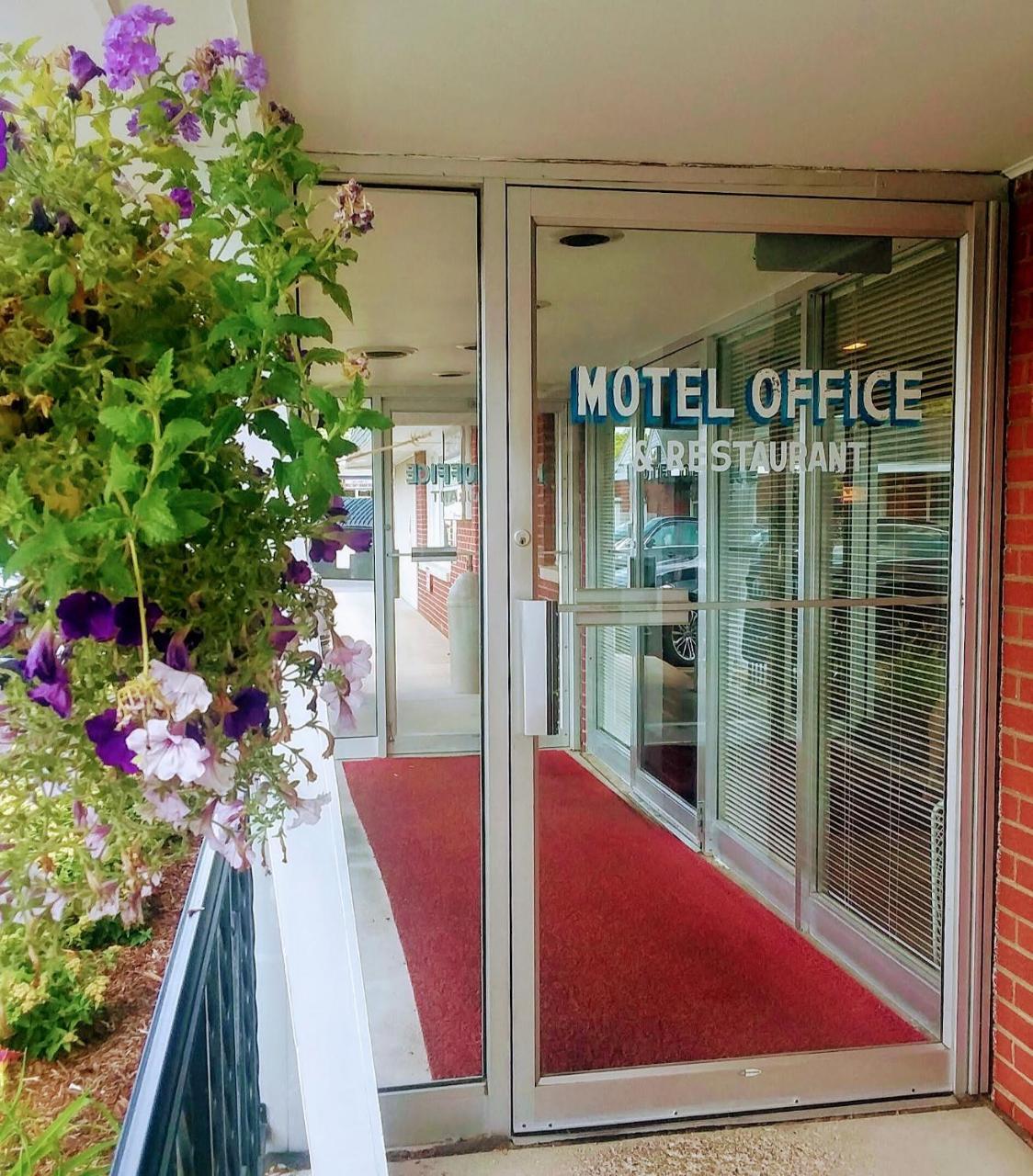 Bay Motel Грин Бэй Экстерьер фото
